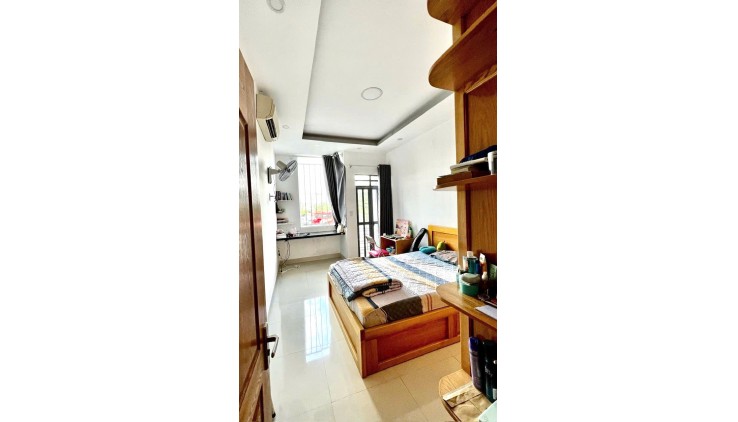 Bán Nhà 3 Tầng Hẻm Xe Tải 45m2 3PN Chỉ 5.2 tỷ Gần ĐH Luật QL 13 Hiệp Bình Chánh Thủ Đức